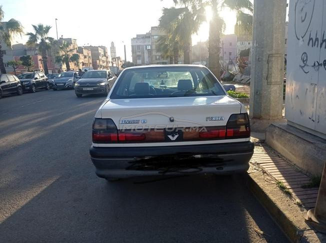 رونو 19 في حالة جيدة 
