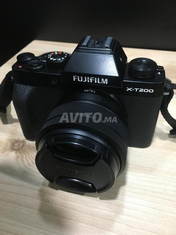 Fujifilm X-T200 Avec 15-45 mm f3.5 OIS etat Neuf 