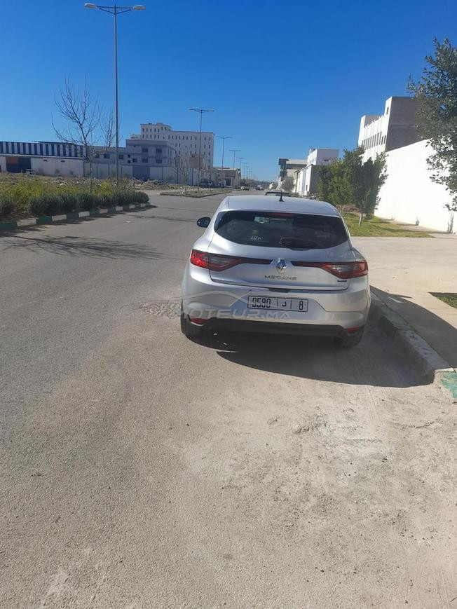 megane a vendre a fes