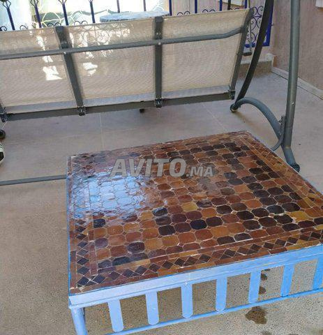 Table traditionnelle disponible  - 2