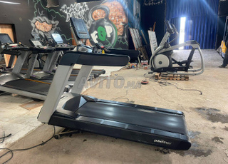 جهاز مشي من ماركة Pulse Fitness مستورد مستعمل من المملكة المتحدة