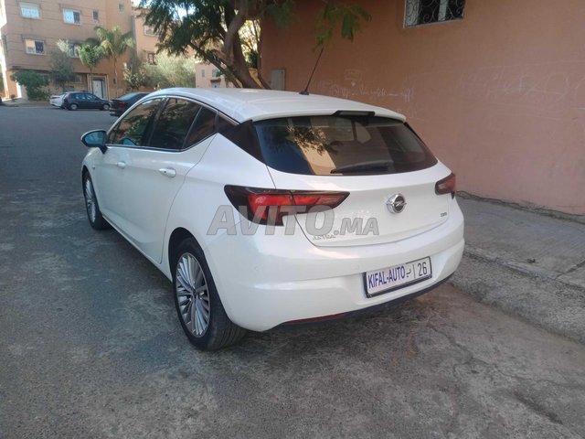 Opel Astra occasion Diesel Modèle 2016