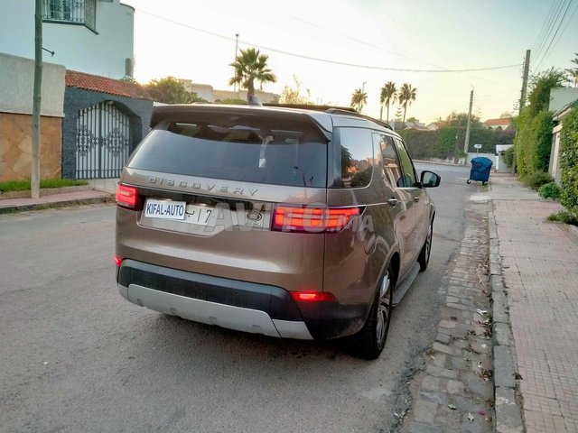 Land Rover Discovery occasion Diesel Modèle 2017