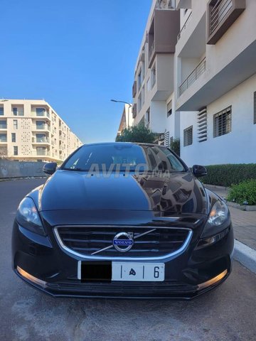 Volvo V40 occasion Diesel Modèle 2015