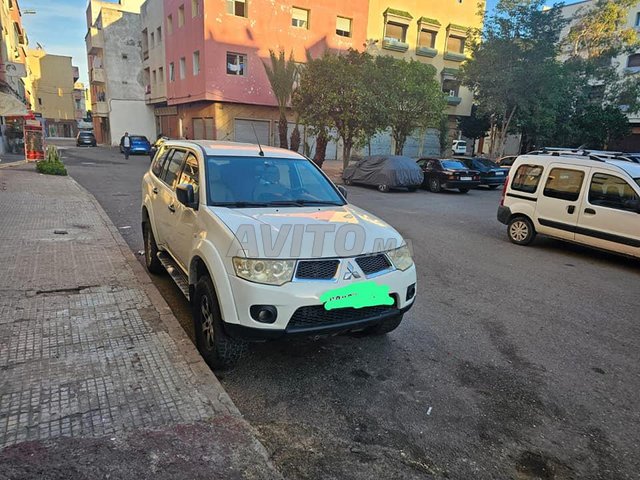 Mitsubishi pajero sport occasion Diesel Modèle 