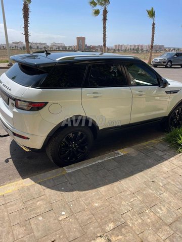 Voiture Land Rover Range Rover Evoque 2017 à Agadir  Diesel  - 9 chevaux