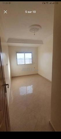 شقة للبيع بحي سيدي عمر على شارع رئيسي طريق مديونة