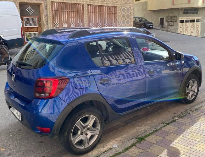 السيارة توجد في مدينة طنجة