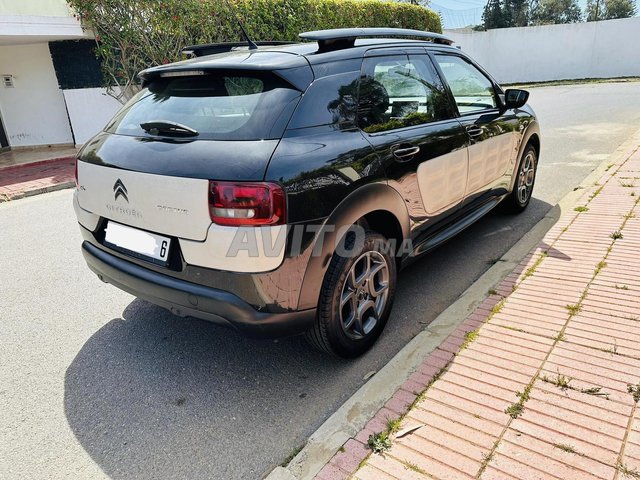 Citroen C4 CACTUS occasion Diesel Modèle 2018