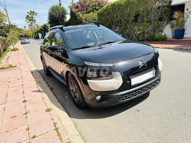 Citroen C4 CACTUS occasion Diesel Modèle 2018