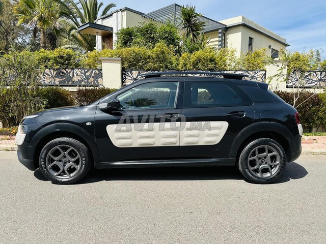 Citroen C4 CACTUS occasion Diesel Modèle 2018