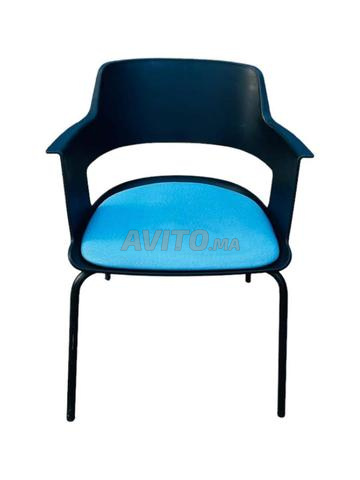 Chaise Cappa avec 4 pieds en métal tissu bleu - 2