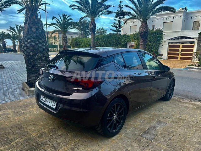 Opel Astra occasion Diesel Modèle 2020