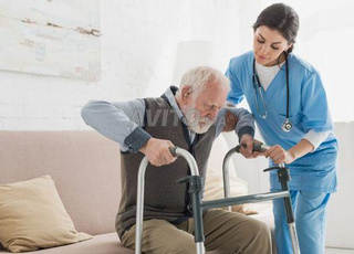 نبحث عن مرافقة مريضة مع المبيت الدارالبيضاء 