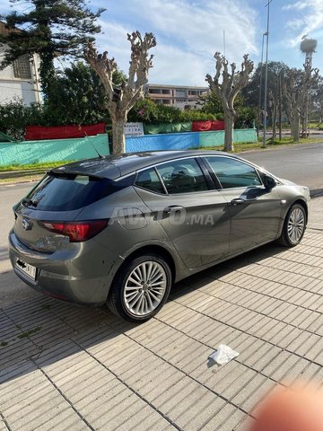 Opel Astra occasion Diesel Modèle 2018