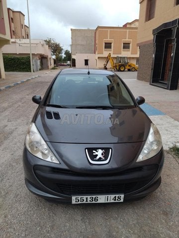 Peugeot 206 plus Essence Manuelle 2013 à Nador