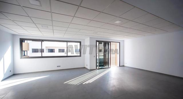 Bureaux à louer 99 m² à Hay hassani - 2