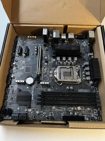 MSI B560M PRO-E WIFI est une carte mère ATX - 2