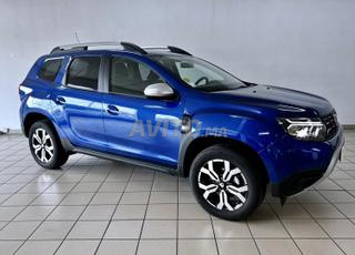 dacia duster en blue à tanger