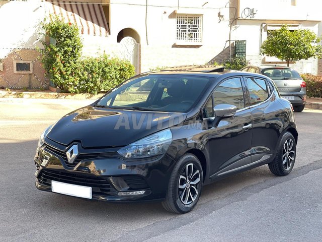 Voiture Renault Clio 2019 à Agadir  Diesel  - 6 chevaux