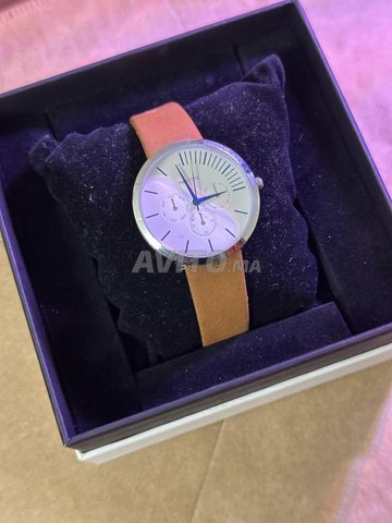 Montre en cuir de chez PARFOIS pour femmes