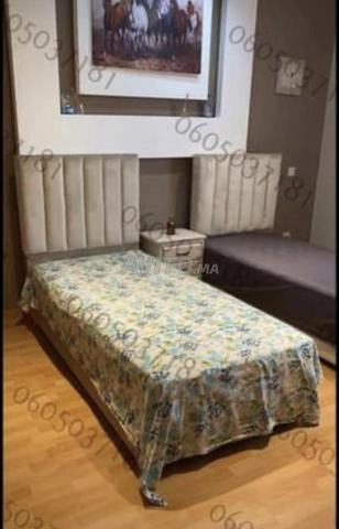 Lit pour une personne neuf