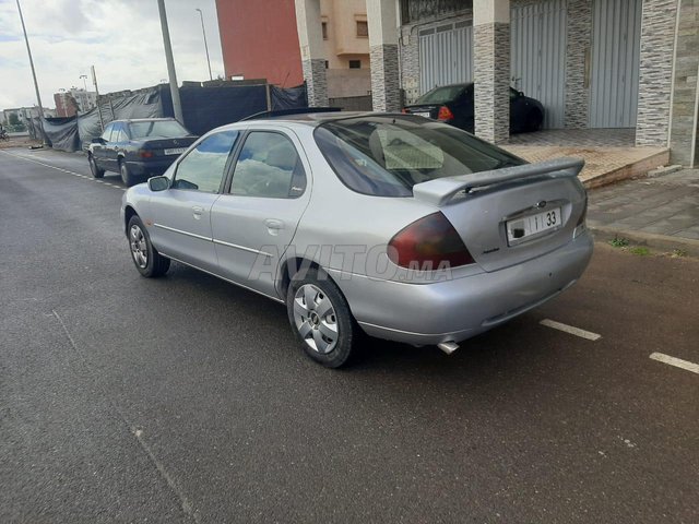 2000 Ford Mondeo