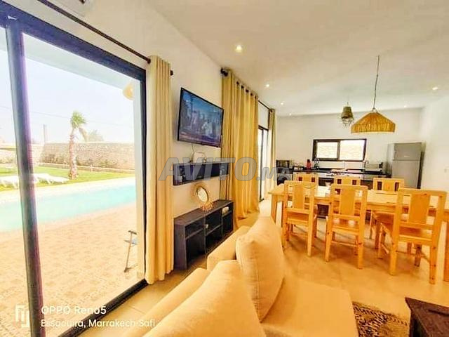 فيلا مع مسبح بدون إطلالة مباشرة - 2