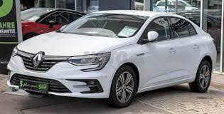 Location de voiture 185 dirhams, une voiture Megan