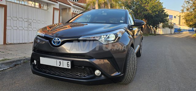 Toyota C-HR occasion Hybride Modèle 2019