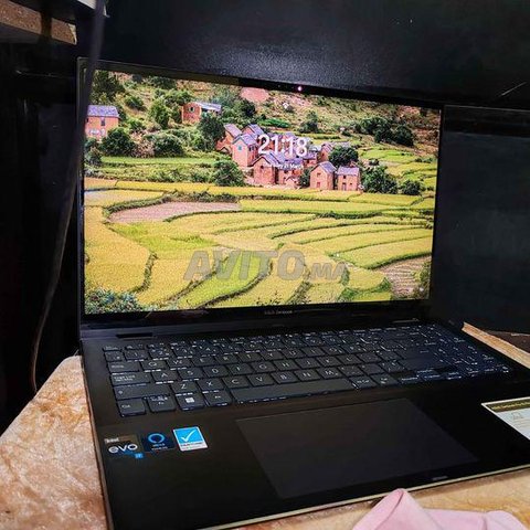 Zenbook Pro 15 Flip OLED 12th Gen 120Hz  HDR