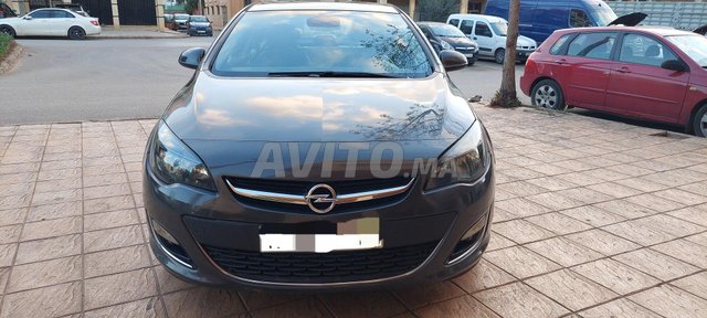 Opel Astra occasion Diesel Modèle 