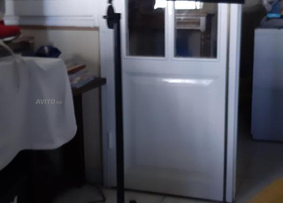 Pupitre et support guitare à  vendre .