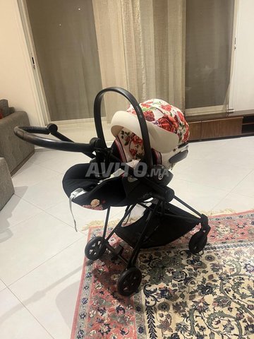 Cybex Cloud Z Spring Blossom avec support 
