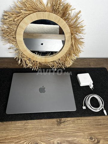 MacBook Pro M1, 16-inch, 2021 16G, 512 ssd