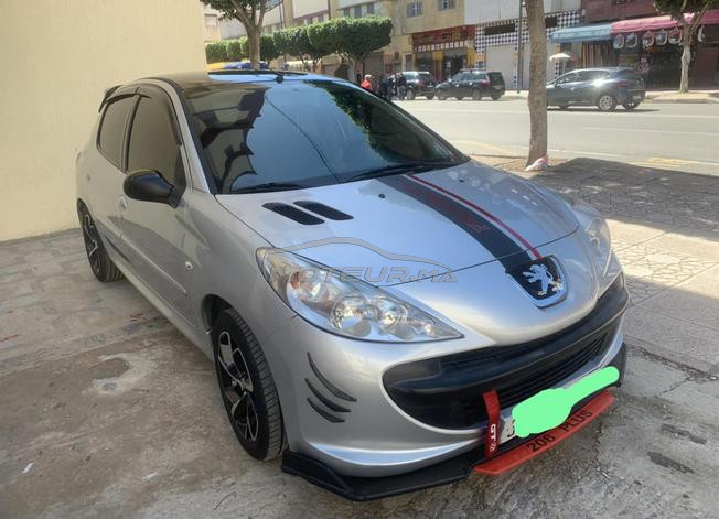 Peugeot 206 Essence Manuelle 2013 à Kénitra