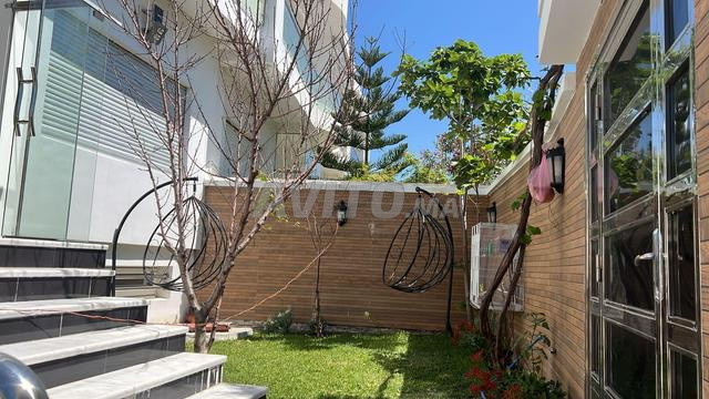 Villa à louer à tanja balia et à vendre 