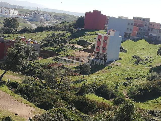 بقعة للبيع او تبدل بشي سيارة حدا ملعب ابن بطوطة  