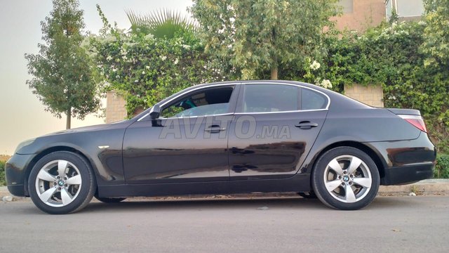 BMW Série 5 M2 Essence Automatique 2004 à Guelmim