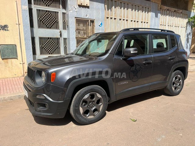 Voiture Jeep Renegade 2019 à Casablanca  Diesel  - 6 chevaux