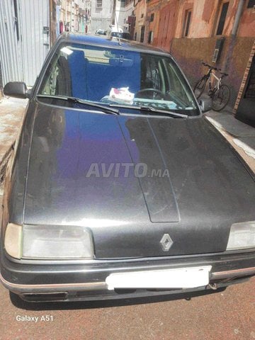 Voiture Renault 19 1992 à Agadir  Essence  - 8 chevaux