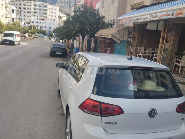 Voiture Volkswagen GOLF 7 2017 à Casablanca  Diesel  - 8 chevaux