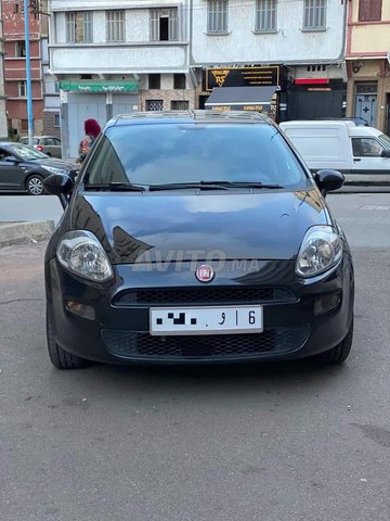 Voiture Fiat Punto 2019 à Casablanca  Diesel