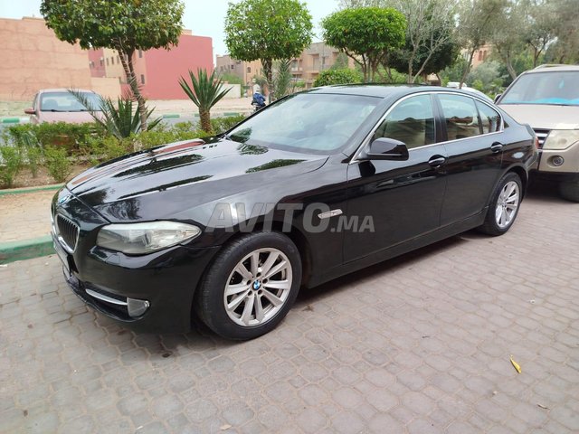 Voiture BMW Serie 5 2010 à Marrakech  Diesel  - 9 chevaux