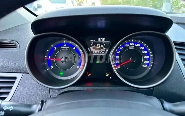 Hyundai Elantra occasion Diesel Modèle 2018