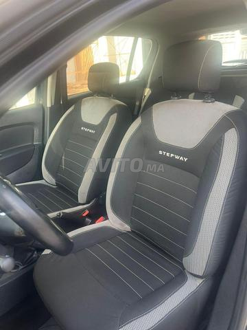 Dacia Sandero Stepway Diesel Manuelle 2019 à Rabat - 2