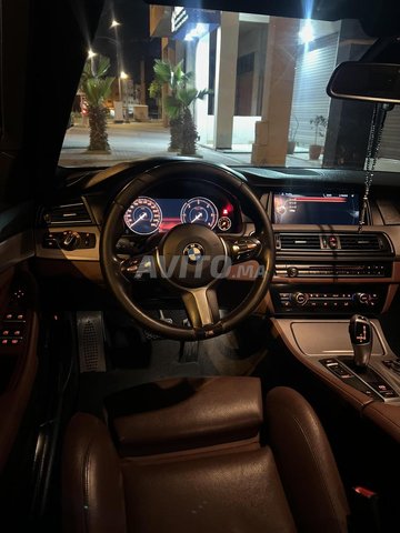 Voiture BMW Serie 5 2016 à Casablanca  Diesel  - 8 chevaux