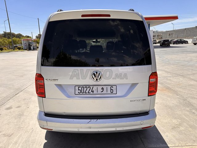 Voiture Volkswagen Caddy 2019 à Mohammedia  Diesel  - 8 chevaux