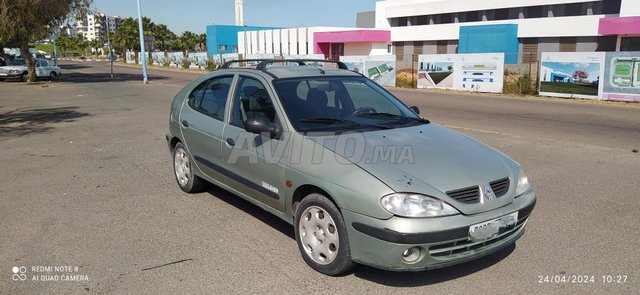 Renault Megane occasion Diesel Modèle 2002