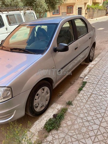 Dacia Logan occasion Diesel Modèle 2011